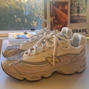 New Balance Women's Beige and Gray Sneakers